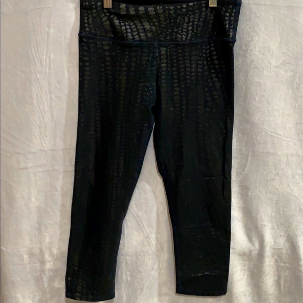 Fabletics Black Capri leggings